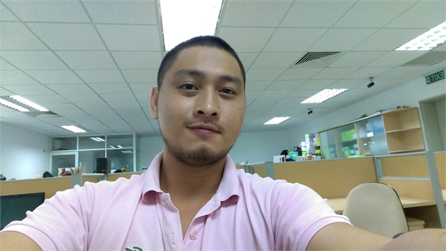 Desire Eye selfie