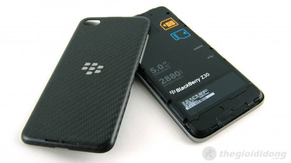 Pin của BlackBerry Z30 không thể tháo rời Pin của BlackBerry Z30 không thể tháo rời