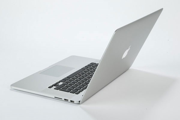 MacBook Pro Retina ME294 I7 2.6Ghz (max CPU ) 16GB 512GB GT 750 2GB , BH 2017 , 99% - 5