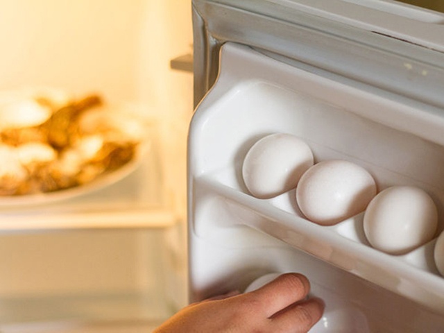 Cách làm sạch tủ lạnh nhanh chóng và tiện lợi nhất