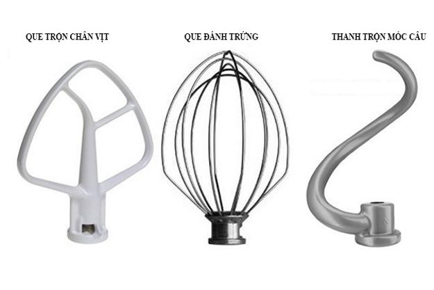 Máy đánh trứng để bàn thường kèm theo nhiều phụ kiện, trong đó quan trọng nhất là 3 đầu đánh sau: