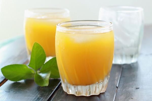 Nước cam cung cấp rất nhiều vitamin Nước cam cung cấp rất nhiều vitamin
