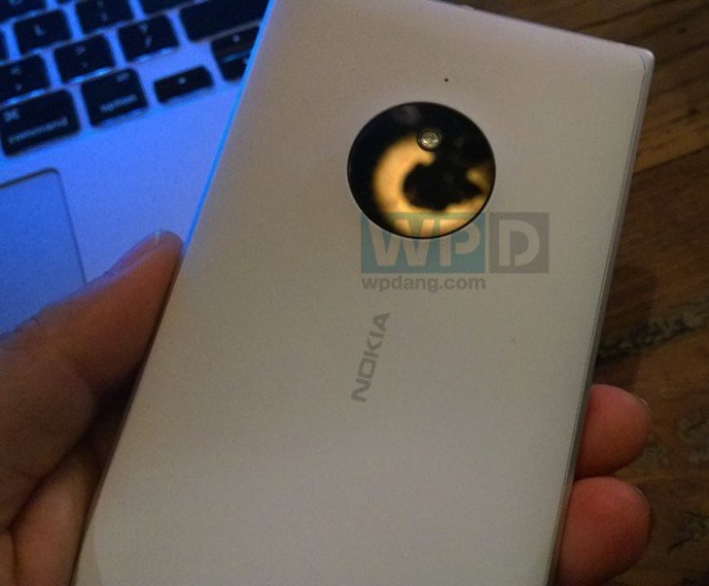 Ảnh rò rỉ mới của Lumia 830