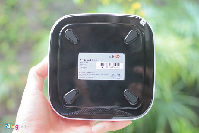 SGBox được trang bị bốn nhân Cortex A8, RAM 1GB, bộ nhớ trong 8GB, chạy trên nền tảng Android 4.2. SGBox được trang bị bốn nhân Cortex A8, RAM 1GB, bộ nhớ trong 8GB, chạy trên nền tảng Android 4.2.