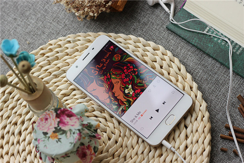 OPPO F1s
