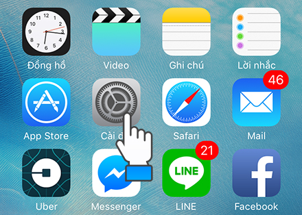 Tiếp tục, mở iPhone lên sau đó vào Cài đặt. Tiếp tục, mở iPhone lên sau đó vào Cài đặt.
