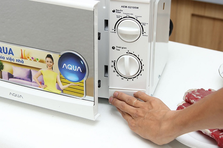 Sử dụng lò vi sóng có an toàn cho sức khỏe Sử dụng lò vi sóng có an toàn cho sức khỏe