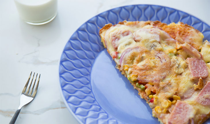 Cách làm bánh pizza từ cơm nguội