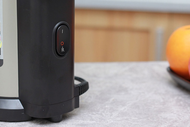 Lưu ý khi chọn mua máy ép chậm