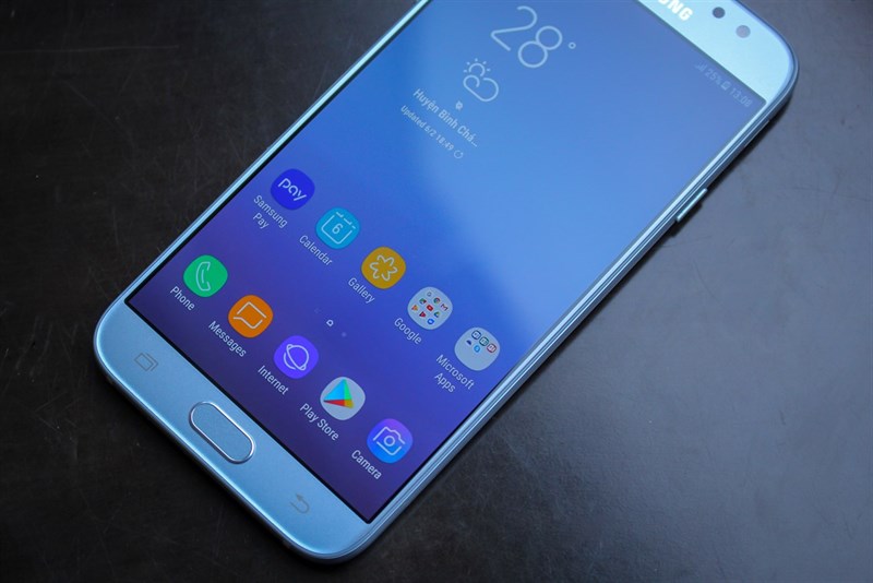 Samsung ra mắt Galaxy J7 Pro, camera khẩu độ như Galaxy S8, giá tầm trung Samsung ra mắt Galaxy J7 Pro, camera khẩu độ như Galaxy S8, giá tầm trung