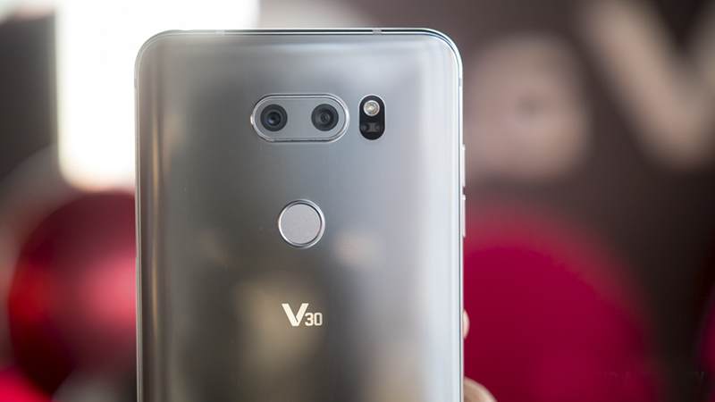 Trên tay nhanh LG V30 Trên tay nhanh LG V30