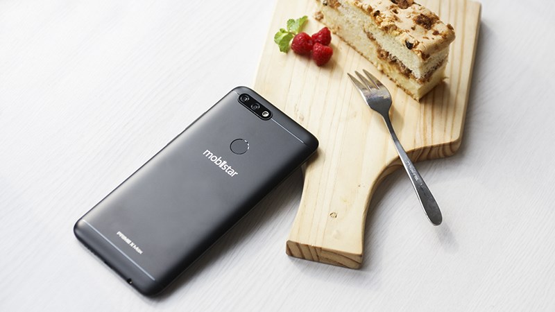 Cận cảnh Mobiistar Prime X Max 2018: Màn hình 18:9, giao diện mới, 4 camera - ảnh 2 Cận cảnh Mobiistar Prime X Max 2018: Màn hình 18:9, giao diện mới, 4 camera - ảnh 2