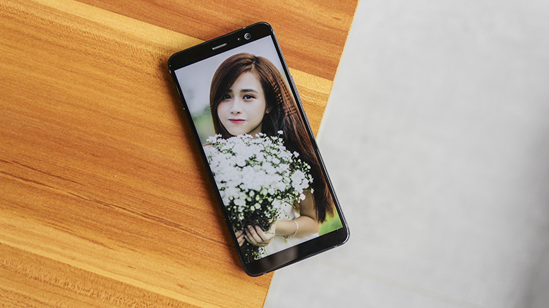 Trải nghiệm nhanh HTC U11 Plus tại Việt Nam: Thiết bị hoàn hảo nhất của HTC! - ảnh 4 Trải nghiệm nhanh HTC U11 Plus tại Việt Nam: Thiết bị hoàn hảo nhất của HTC! - ảnh 4