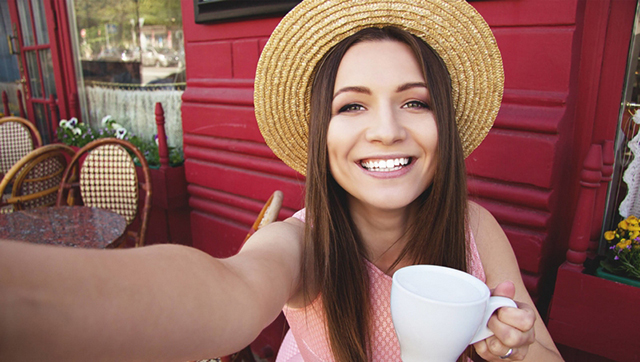 Điện Thoại Vivo V7 Plus - Hàng Chính Hãng