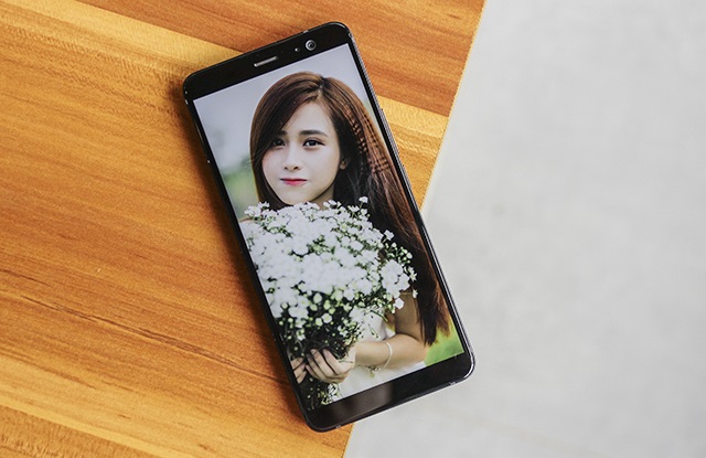 HTC U11 Plus HTC U11 Plus