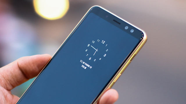 Sử dụng Samsung Galaxy A8 (2018)