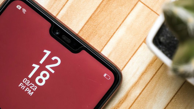 Camera selfie vẫn là lợi thế của máy