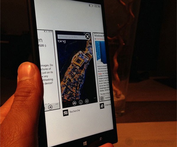 Màn hình của Nokia Lumia 1520 có góc nhìn khá tốt