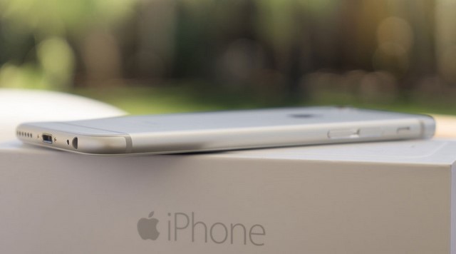 iPhone 6 sở hữu kích thước 138.1 x 67 x 6.9mm, trọng lượng 128 gram iPhone 6 sở hữu kích thước 138.1 x 67 x 6.9mm, trọng lượng 128 gram