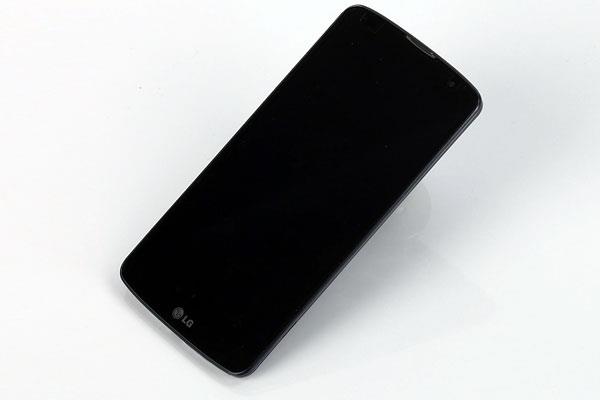 LG G Pro 2 với thiết kế truyền thống của LG