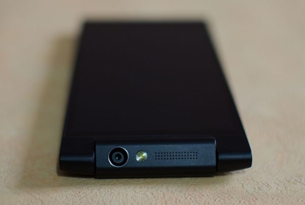 Camera xoay đầy ấn tượng Gionee Elife E7 Mini camera xoay 206 độ