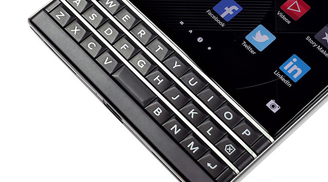 Bàn phím cứng đặc trưng của BlackBerry