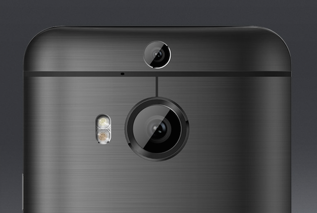 Camera kép phía sau mặt máy. Đèn flash truetone và cảm biến camera mới với mặt kính bảo vệ bằng sapphire Camera kép phía sau mặt máy. Đèn flash truetone và cảm biến camera mới với mặt kính bảo vệ bằng sapphire