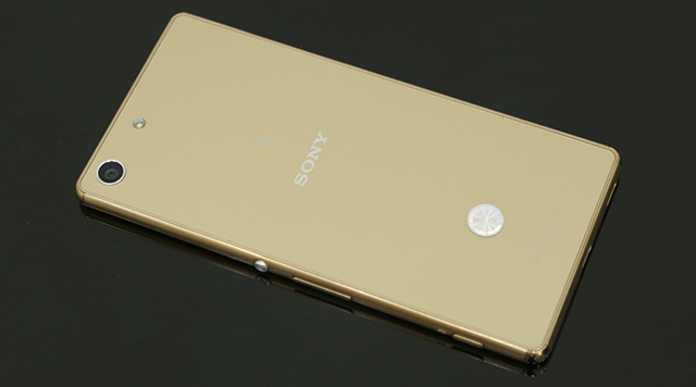Thiết kế cao cấp của Xperia Z3 Plus Thiết kế cao cấp của Xperia Z3 Plus
