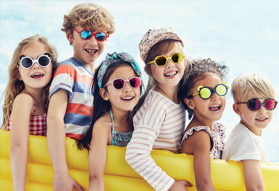 Benefits when children wear sunglasses 
